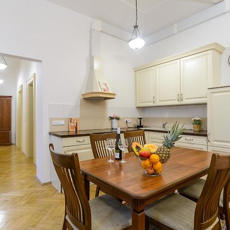 Cozy Apartment Near Stefanikuv Most Praha Eksteriør bilde