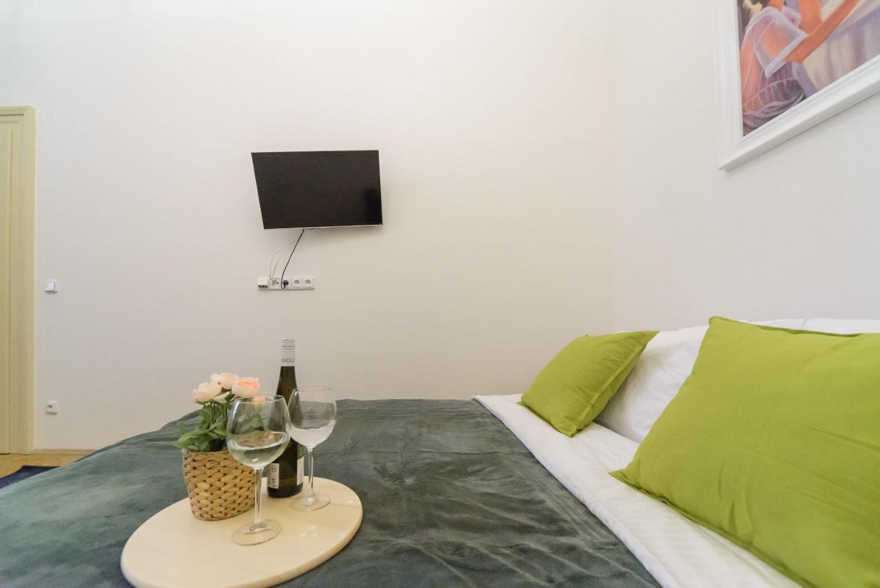 Cozy Apartment Near Stefanikuv Most Praha Eksteriør bilde