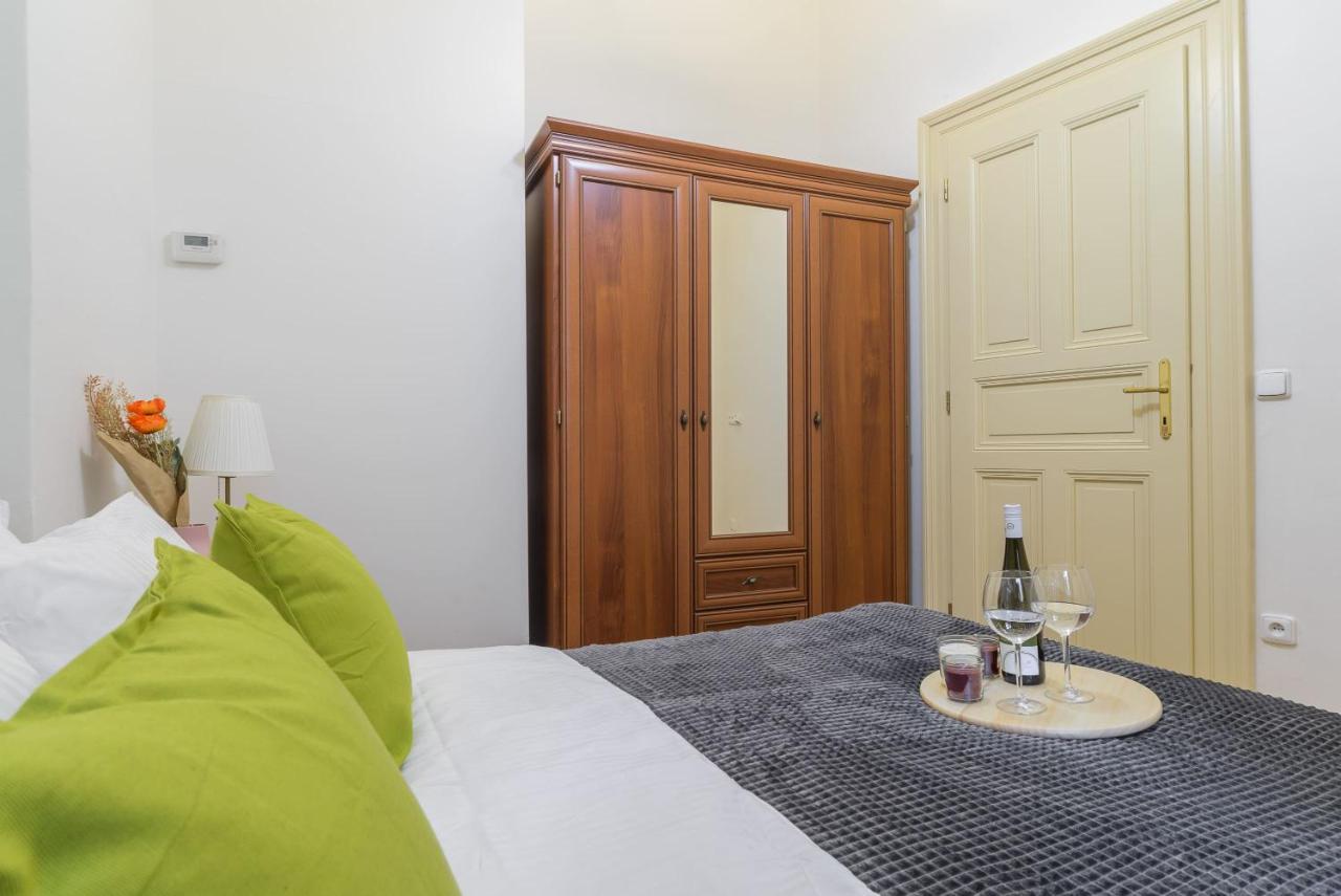 Cozy Apartment Near Stefanikuv Most Praha Eksteriør bilde
