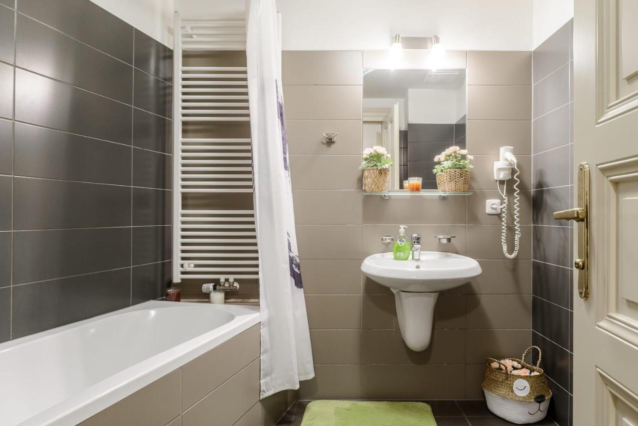 Cozy Apartment Near Stefanikuv Most Praha Eksteriør bilde